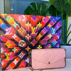 Louis Vuitton authentic FÉLICIE POCHETTE in Rose